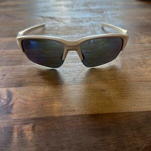 Oakley barely worn too small for me